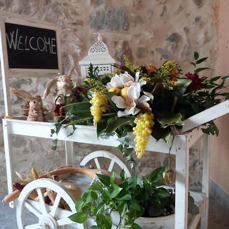 Lo Sporting Bed&Breakfast Nasino Exterior foto